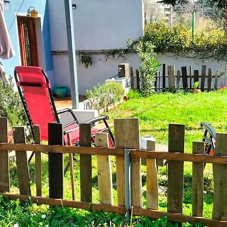 Casazzurra, Su Giardino, Cucina, E Park Adiacente Apartment
